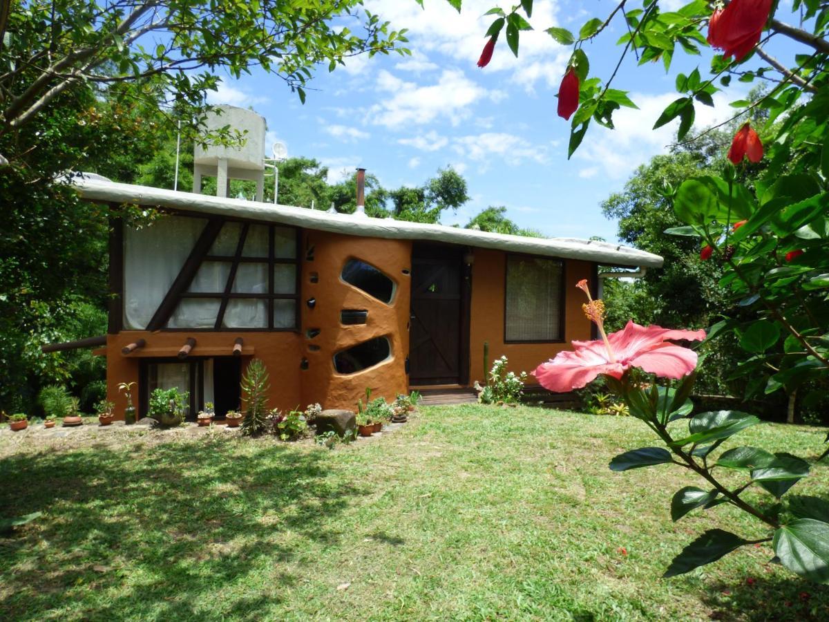 Casa Ombak Βίλα Praia do Rosa Εξωτερικό φωτογραφία